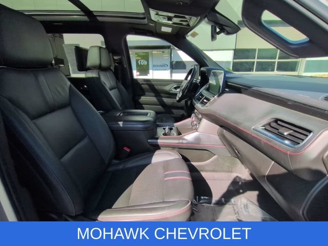 Used 2022 Chevrolet Suburban RST w/ Luxury Package AWD/4WD image 29
