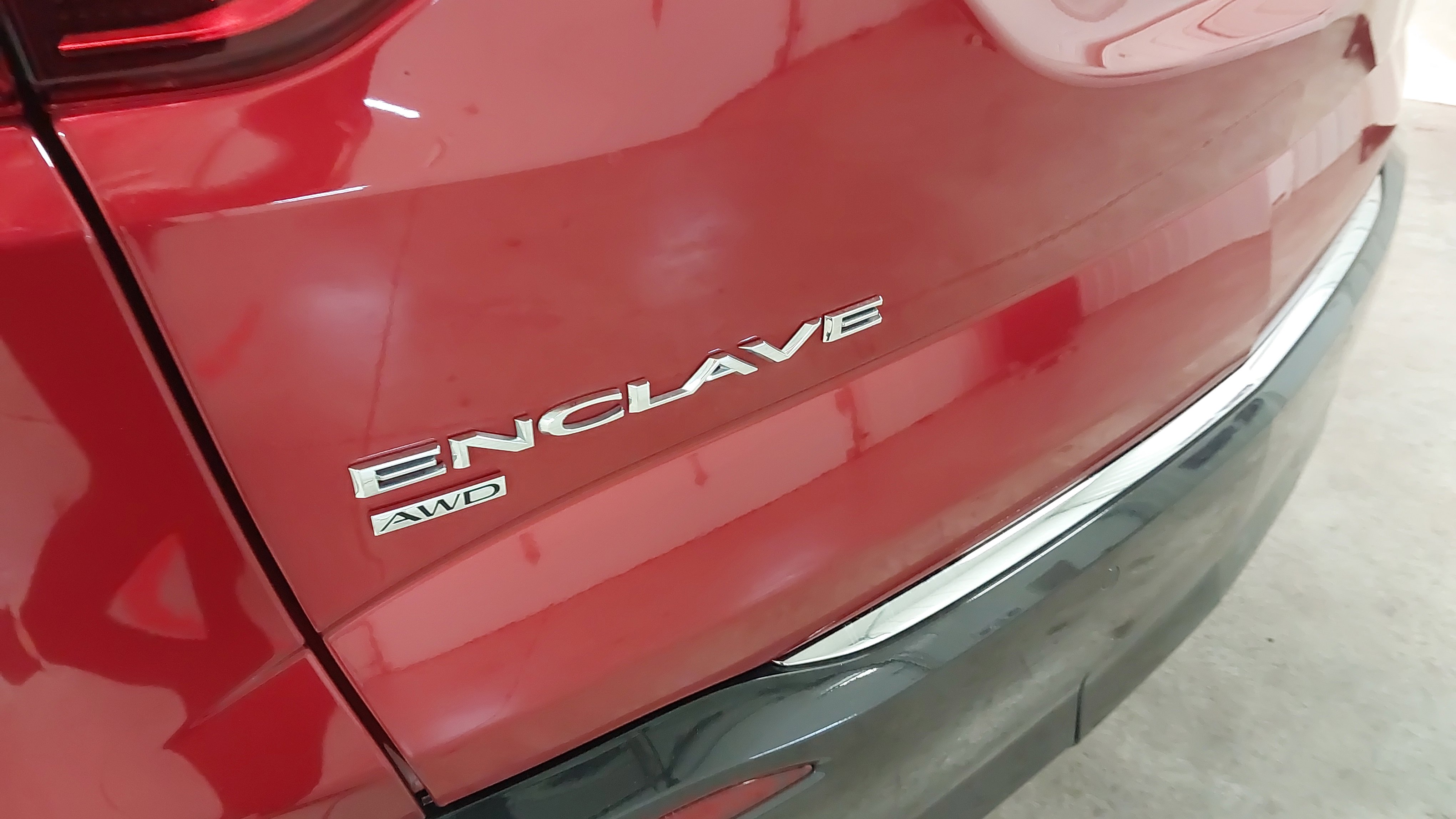 Used 2023 Buick Enclave Essence w/ Experience Buick Package AWD/4WD image 32