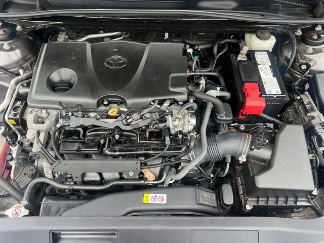 Used 2022 Toyota Camry XLE FWD image 31
