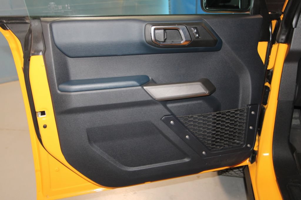 Used 2021 Ford Bronco First Edition AWD/4WD image 5