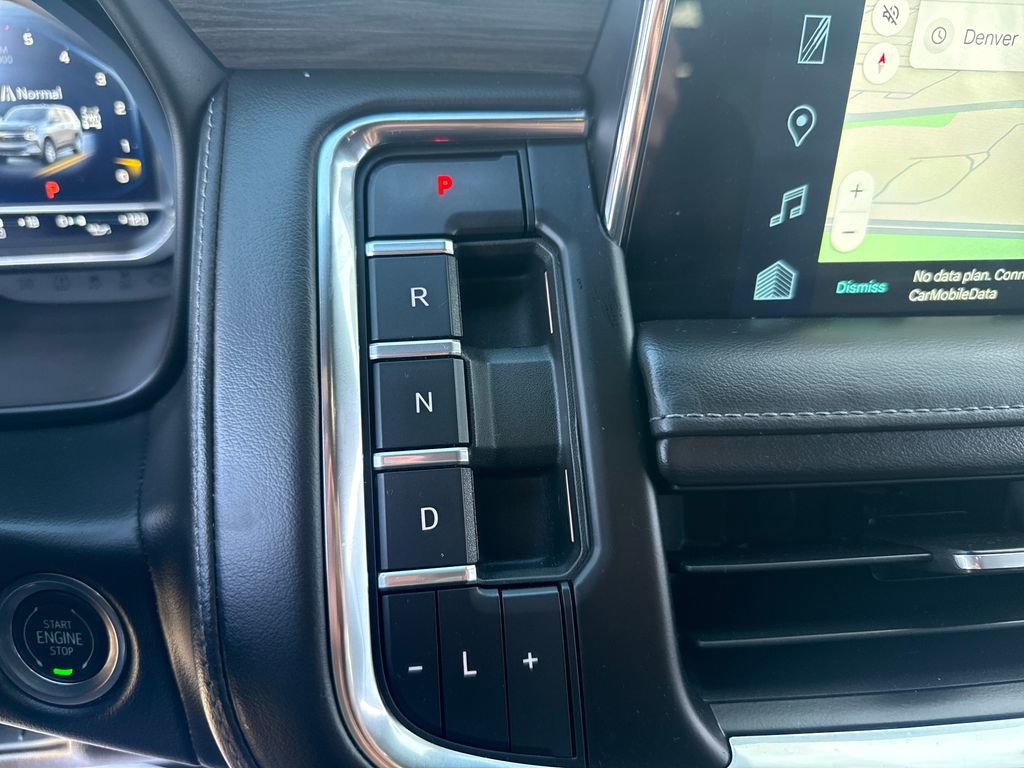 Used 2022 Chevrolet Suburban Z71 image 24