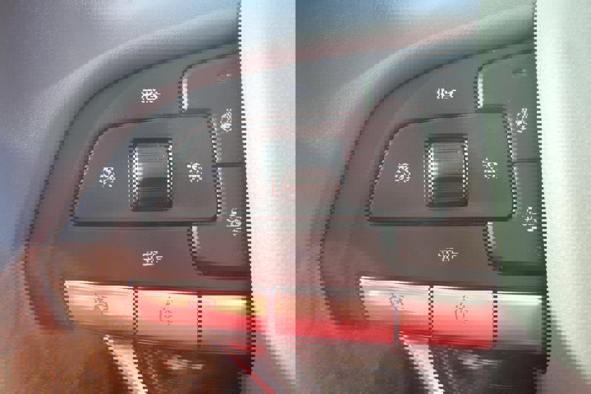 Used 2023 Cadillac XT6 Premium Luxury image 9