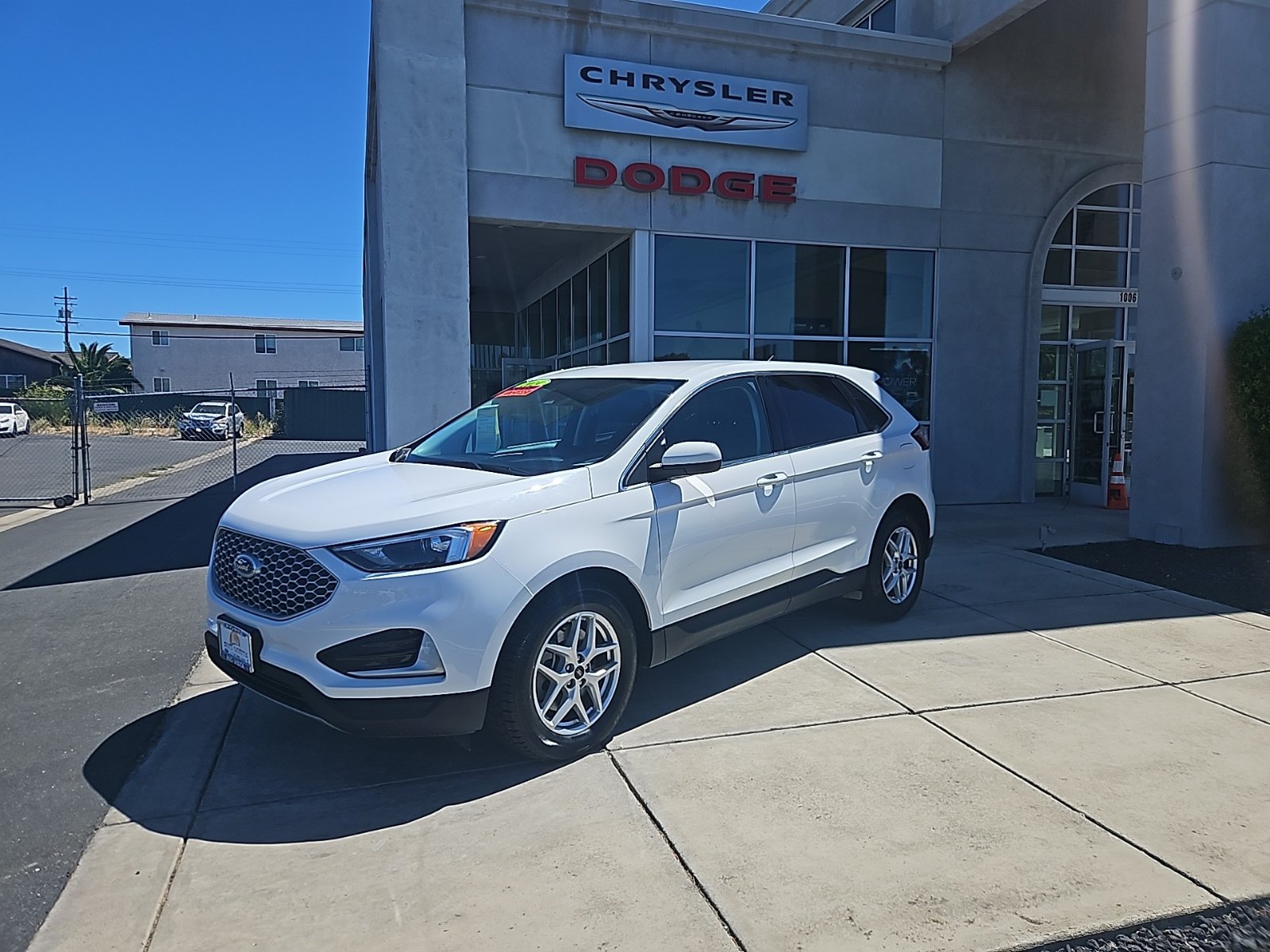 Used 2024 Ford Edge SEL AWD/4WD image 2