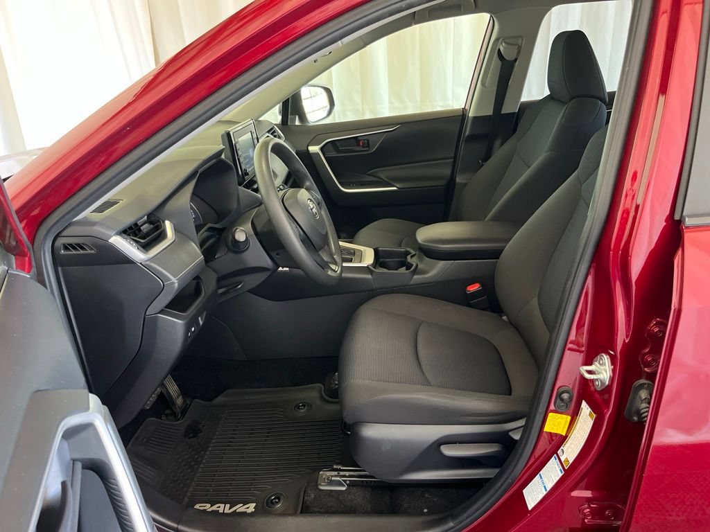 Used 2020 Toyota RAV4 LE w/ All Weather Liner Package AWD/4WD image 3