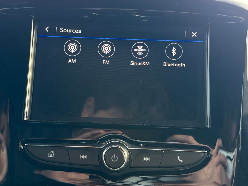 Used 2023 Chevrolet Traverse LT image 30