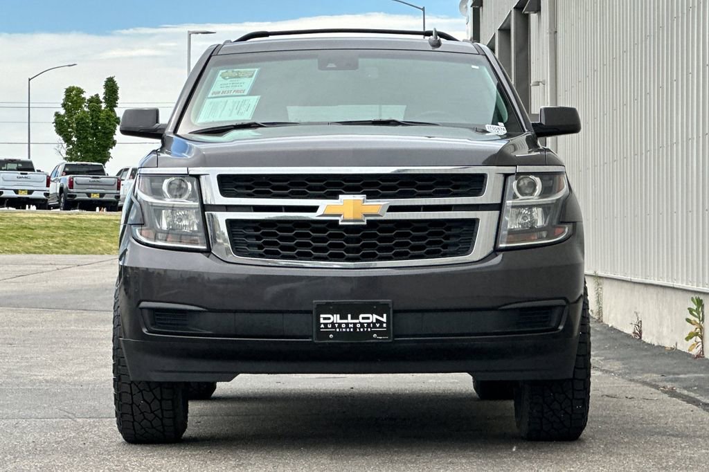 Used 2017 Chevrolet Suburban LT AWD/4WD image 9