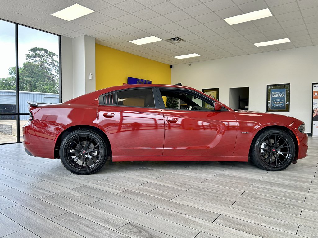 Used 2016 Dodge Charger R/T RWD image 5