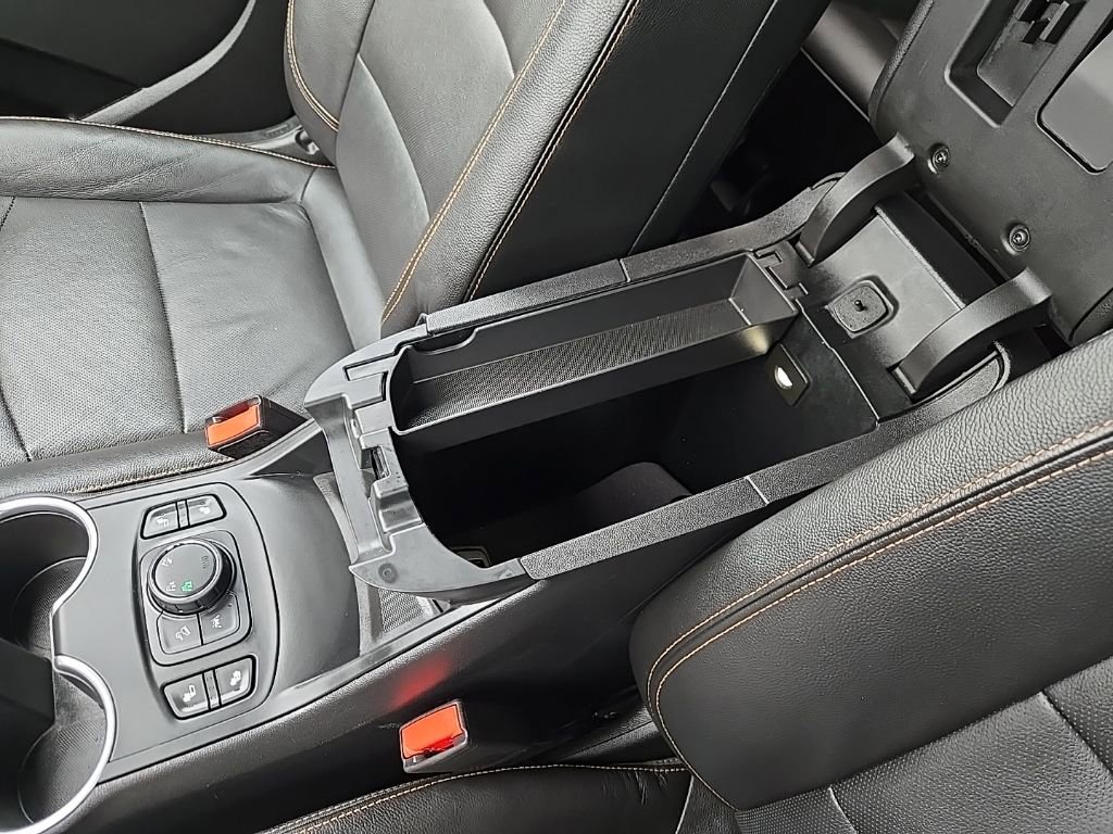 Used 2021 GMC Terrain SLT w/ LPO, Floor Liner Package image 39