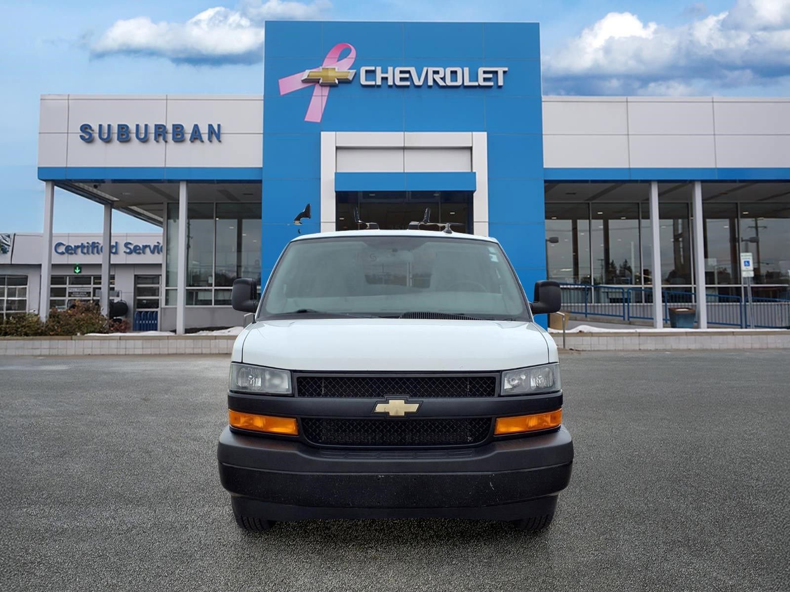 Used 2019 Chevrolet Express 2500 w/ Enhanced Convenience Package RWD image 2