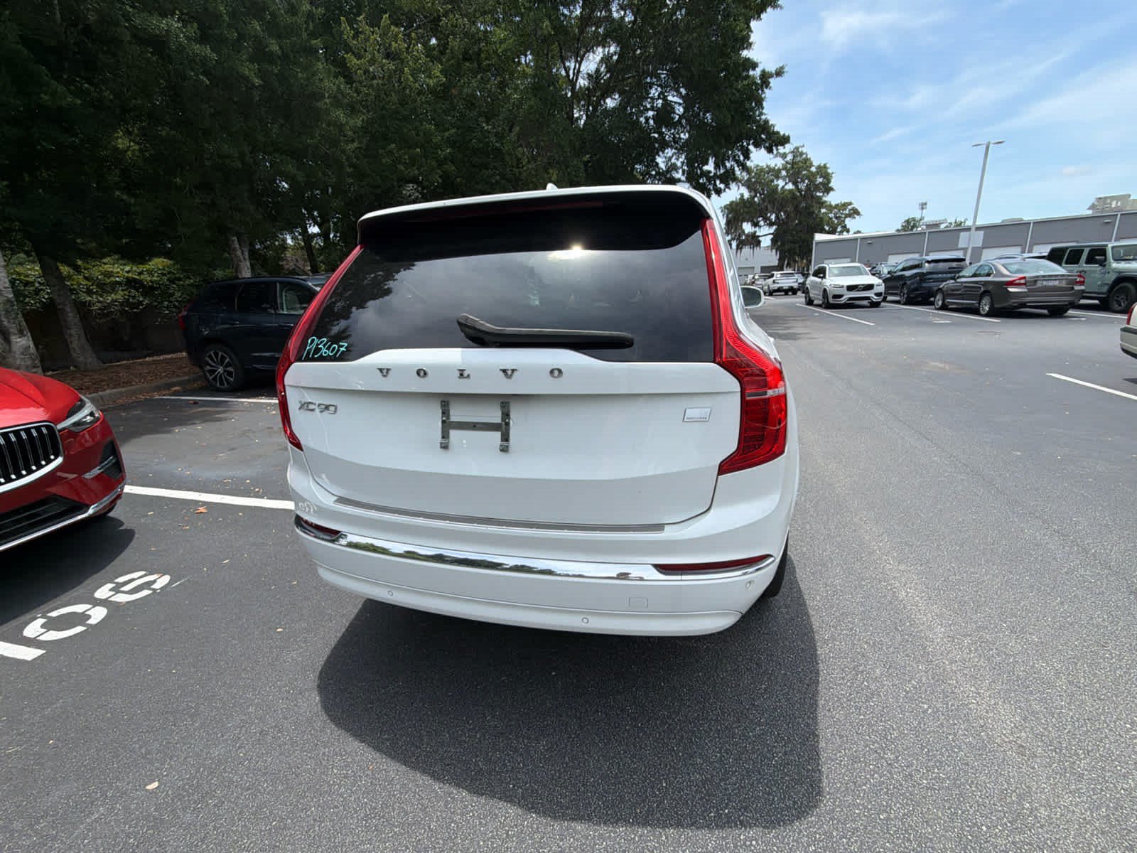 Used 2024 Volvo XC90 T8 Ultimate w/ Protection Package Premier AWD/4WD image 13