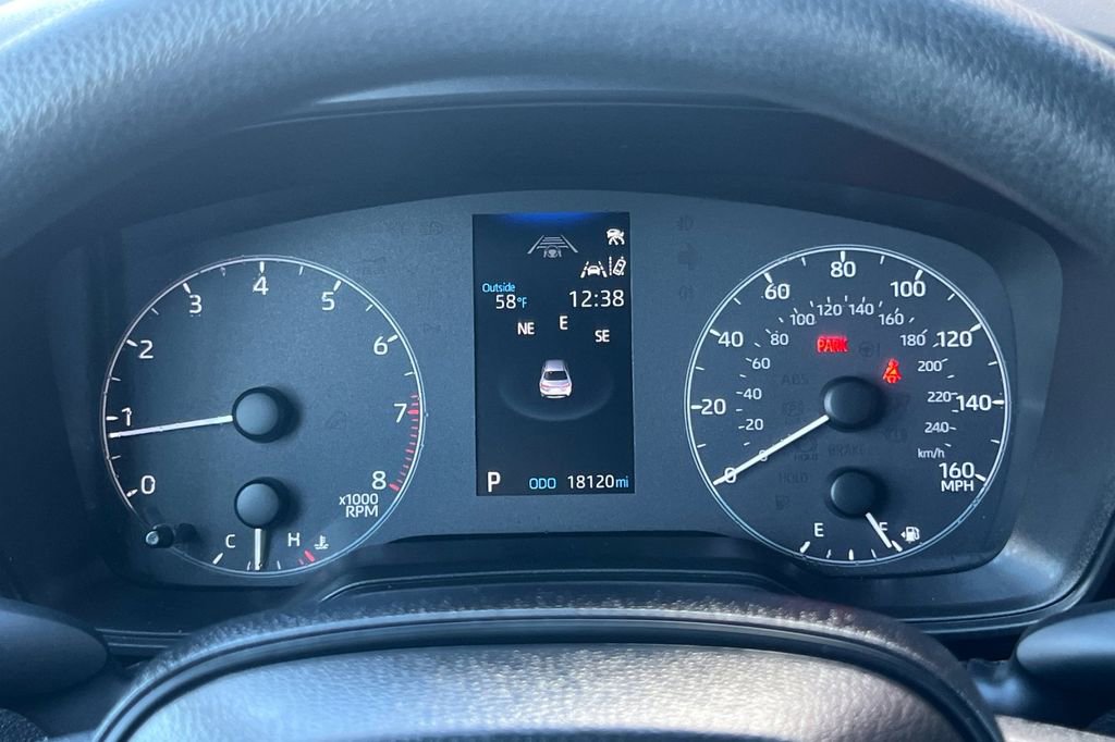 Certified 2025 Toyota Corolla LE image 24