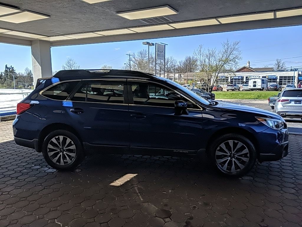 Used 2016 Subaru Outback 2.5i Limited image 5