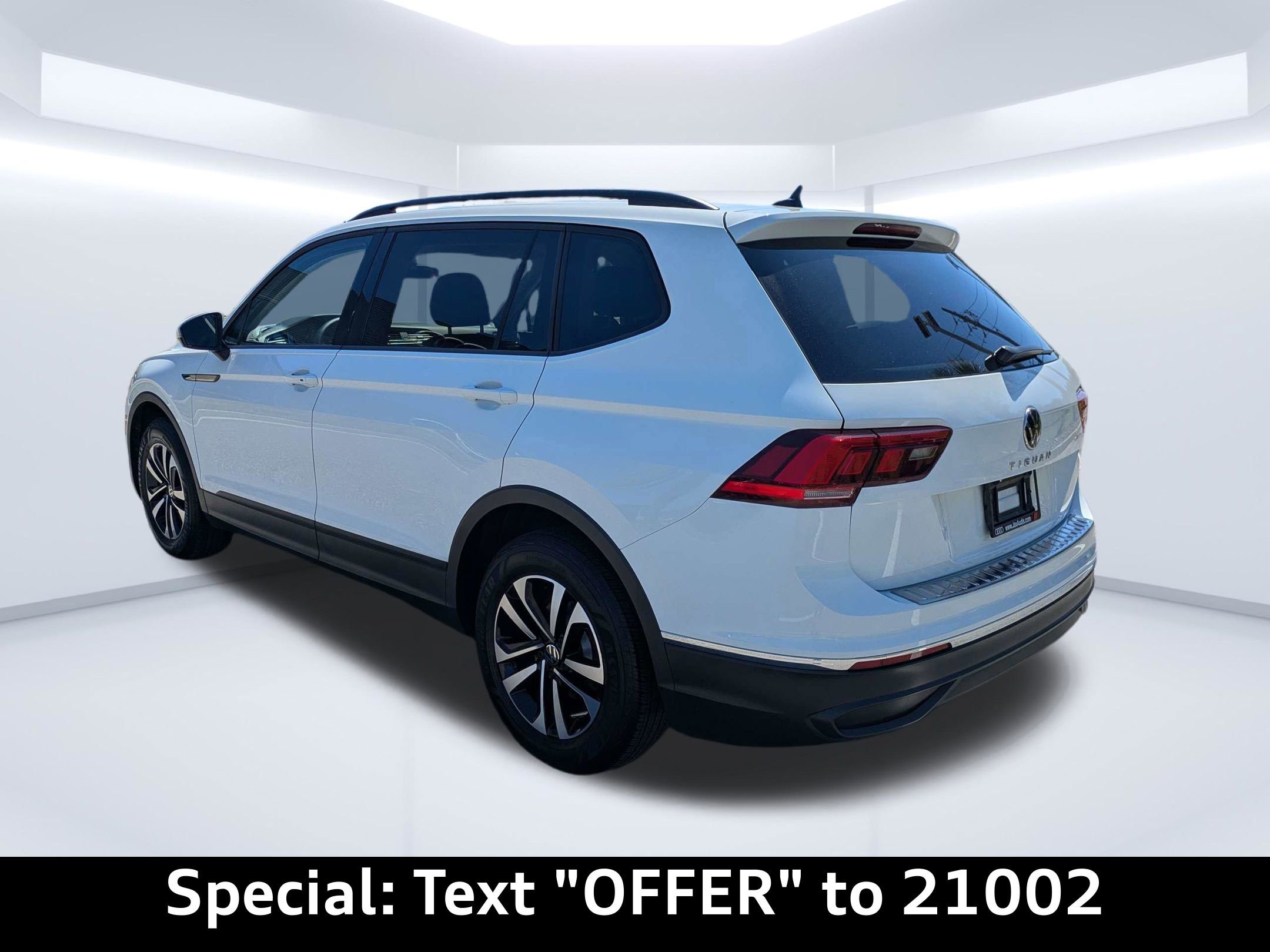 Used 2024 Volkswagen Tiguan S FWD image 6