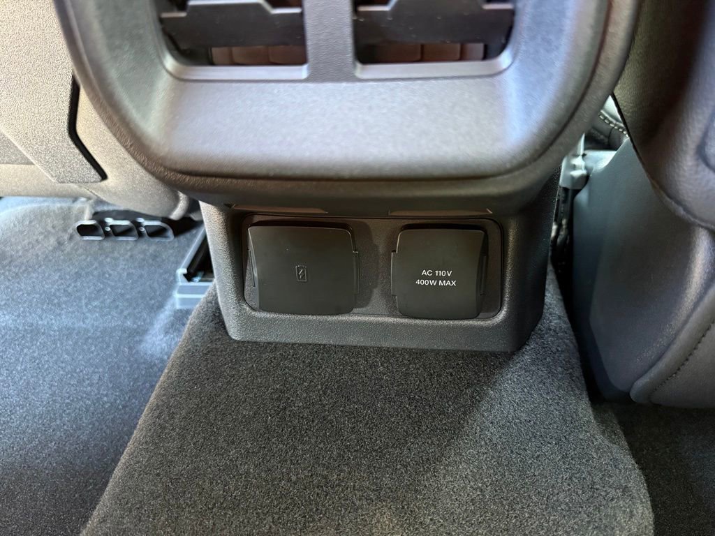 New 2025 Ford Bronco Badlands image 14