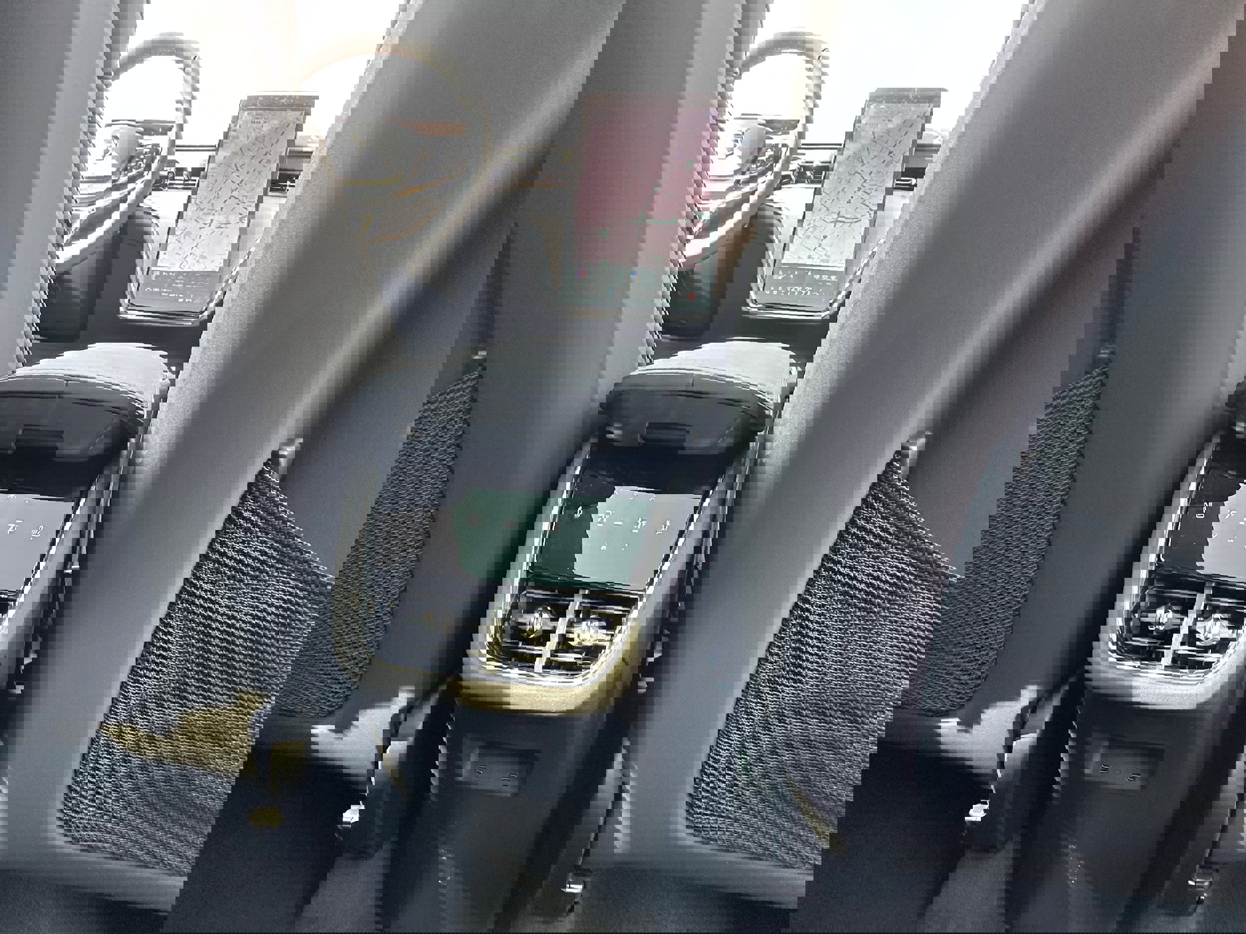 New 2025 Volvo EX90 Plus image 11