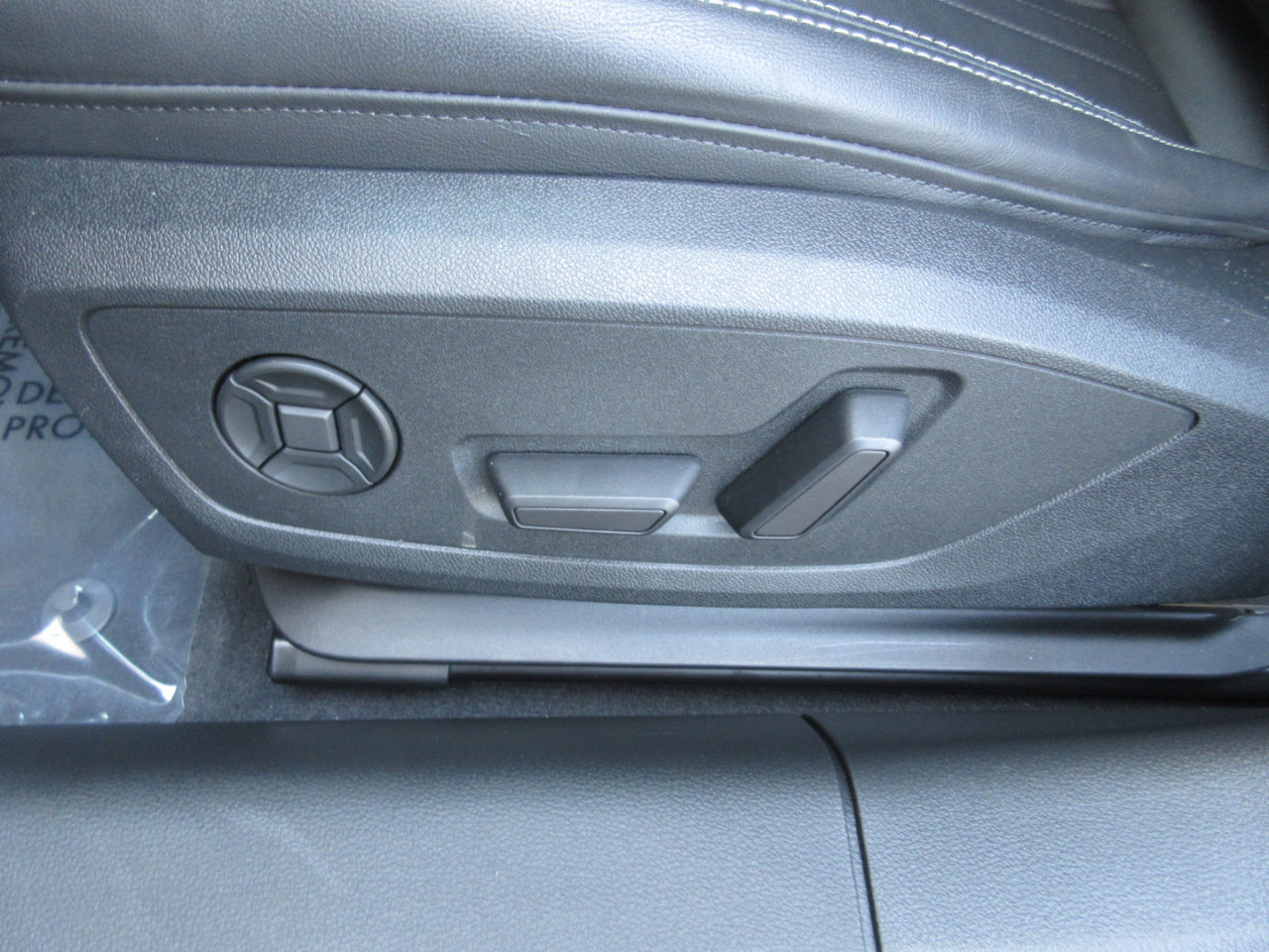 Used 2023 Audi A6 Premium Plus image 8