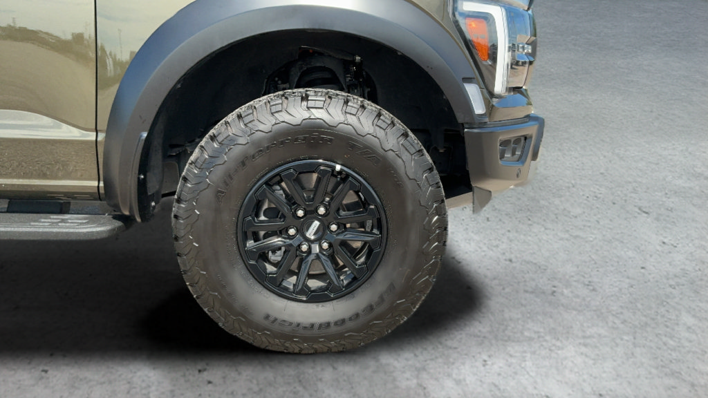 Used 2026 Ford F150 Raptor AWD/4WD image 24