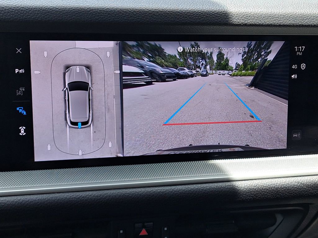 Certified 2025 Porsche Cayenne image 32