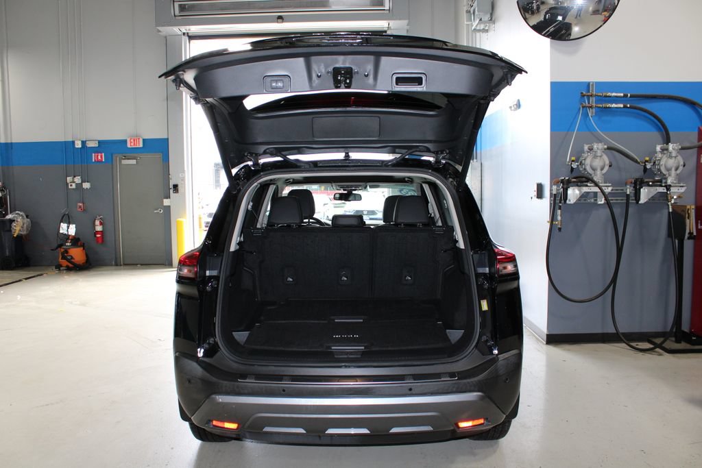Used 2023 Nissan Rogue SL w/ SL Premium Package FWD image 26
