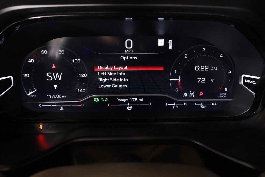 Used 2022 GMC Yukon XL Denali image 4