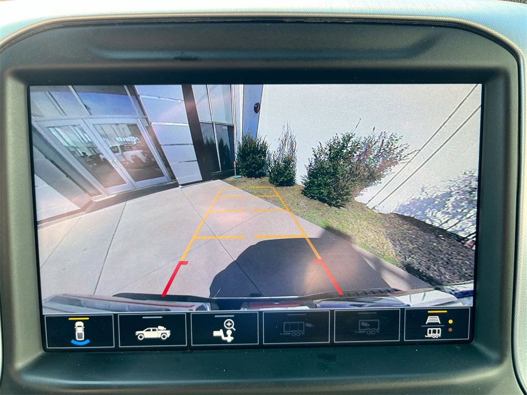 Used 2021 GMC Sierra 2500 SLT w/ SLT Convenience Package image 19