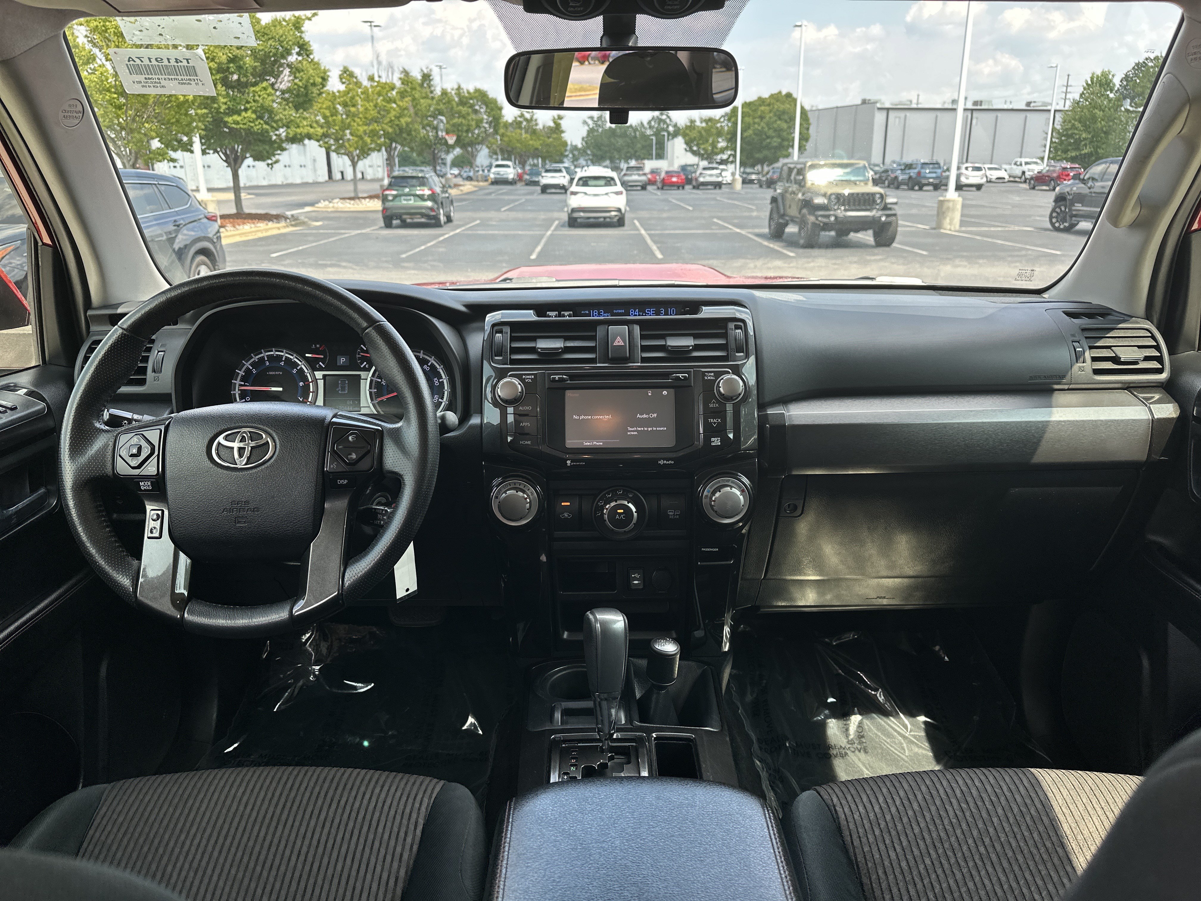 Used 2014 Toyota 4Runner Trail AWD/4WD image 29