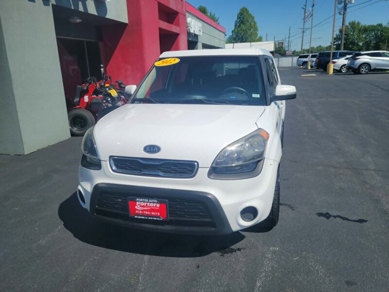 Used 2012 Kia Soul + w/ Audio Pkg FWD image 7