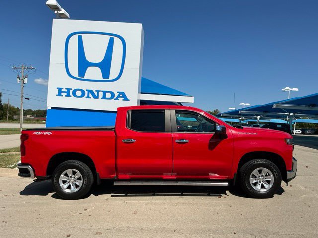 Used 2020 Chevrolet Silverado 1500 LT w/ All-Star Edition AWD/4WD image 2