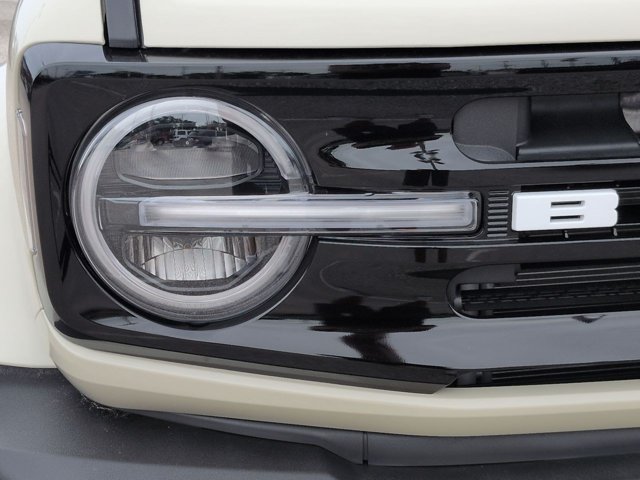 New 2026 Ford Bronco Outer Banks AWD/4WD image 10