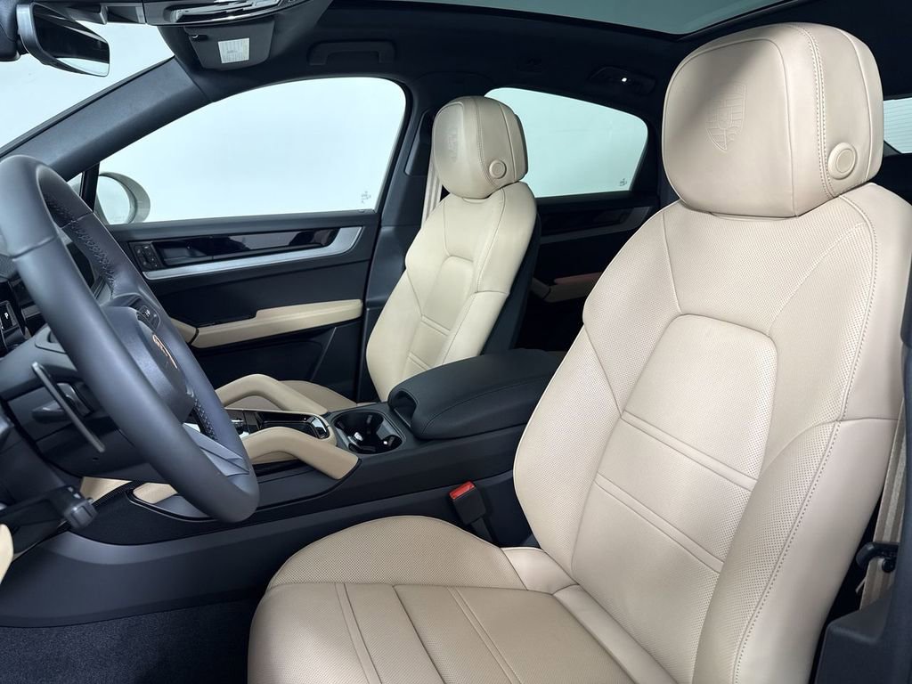 New 2026 Porsche Cayenne image 5