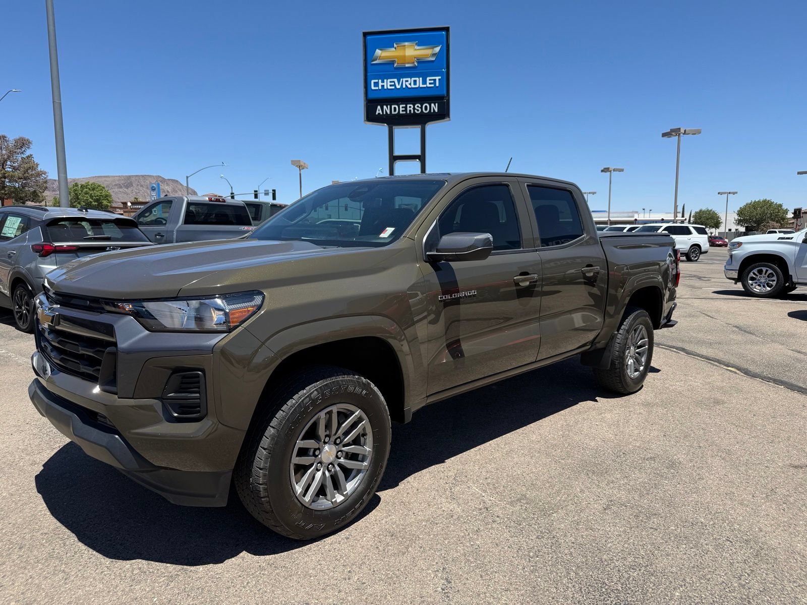 Certified 2023 Chevrolet Colorado LT AWD/4WD image 1