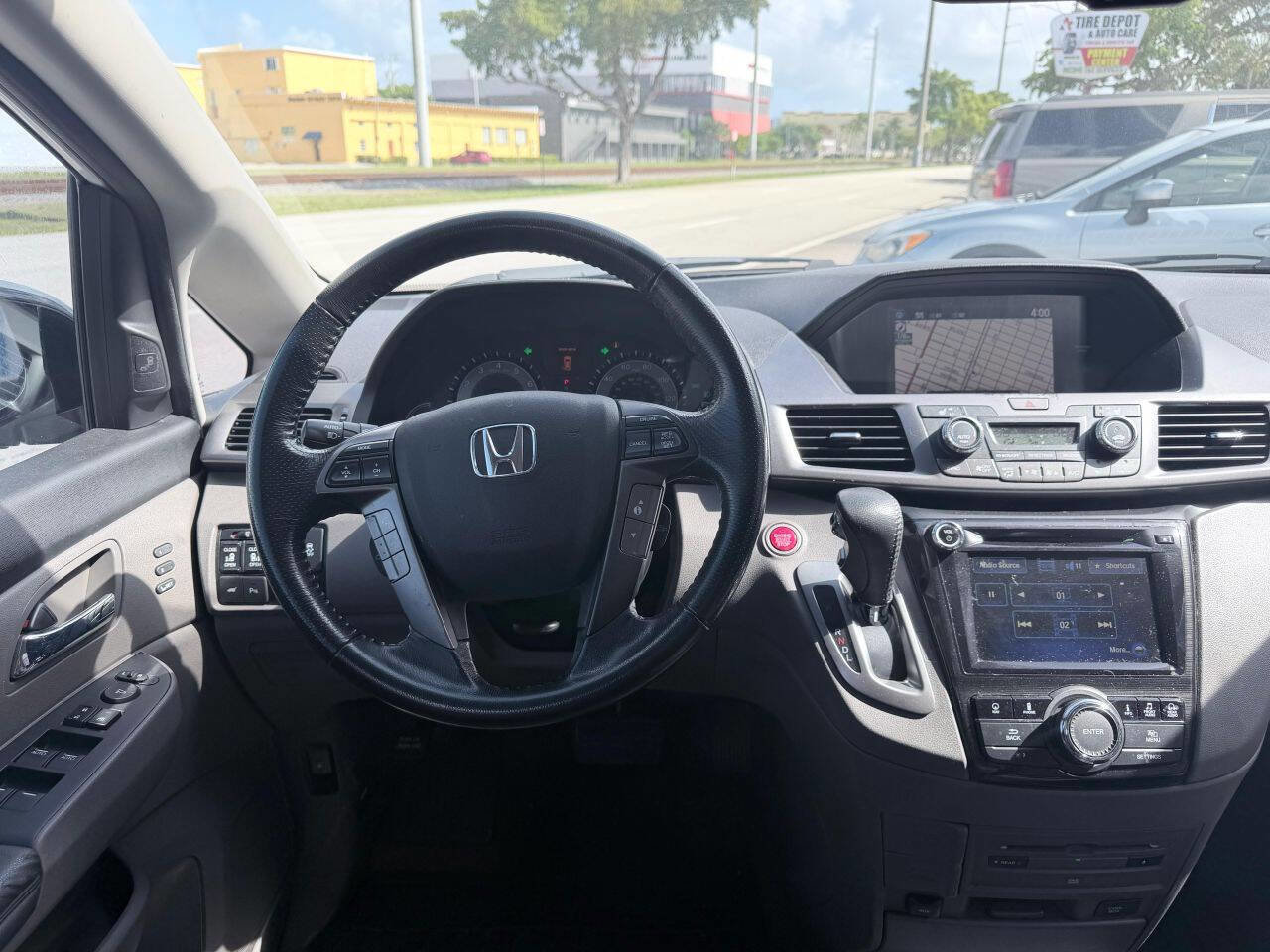 Used 2014 Honda Odyssey Touring Elite image 13