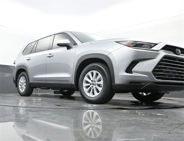 New 2026 Toyota Grand Highlander XLE image 24