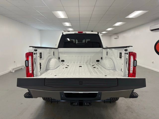 New 2026 Ford F250 4x4 Crew Cab Super Duty image 8