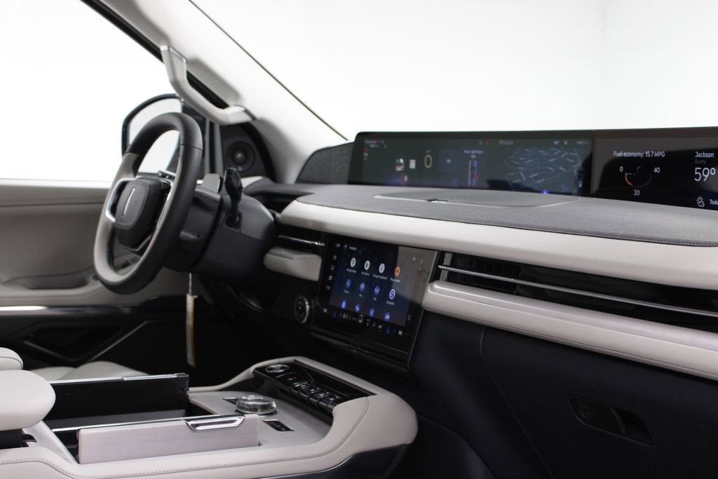 New 2026 Lincoln Navigator L Reserve image 33