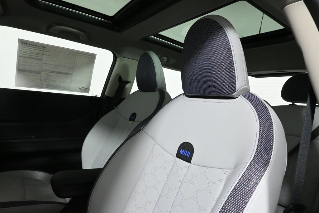 Used 2025 MINI Cooper S image 16