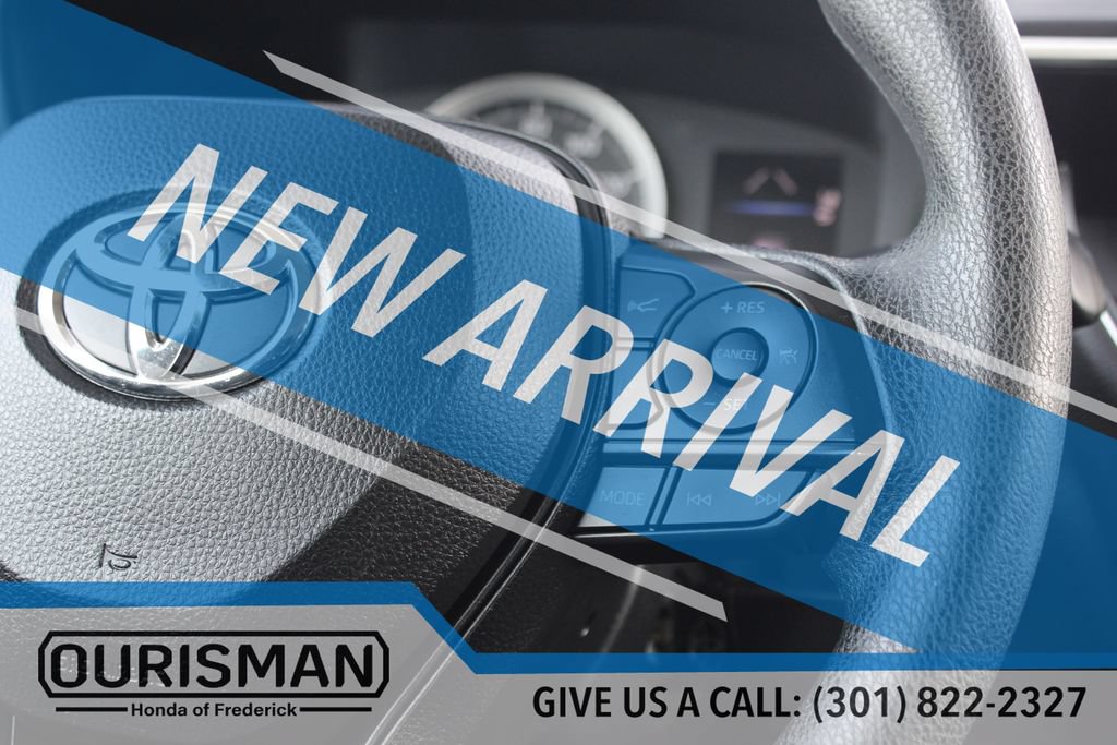 Used 2020 Toyota Corolla LE FWD image 20