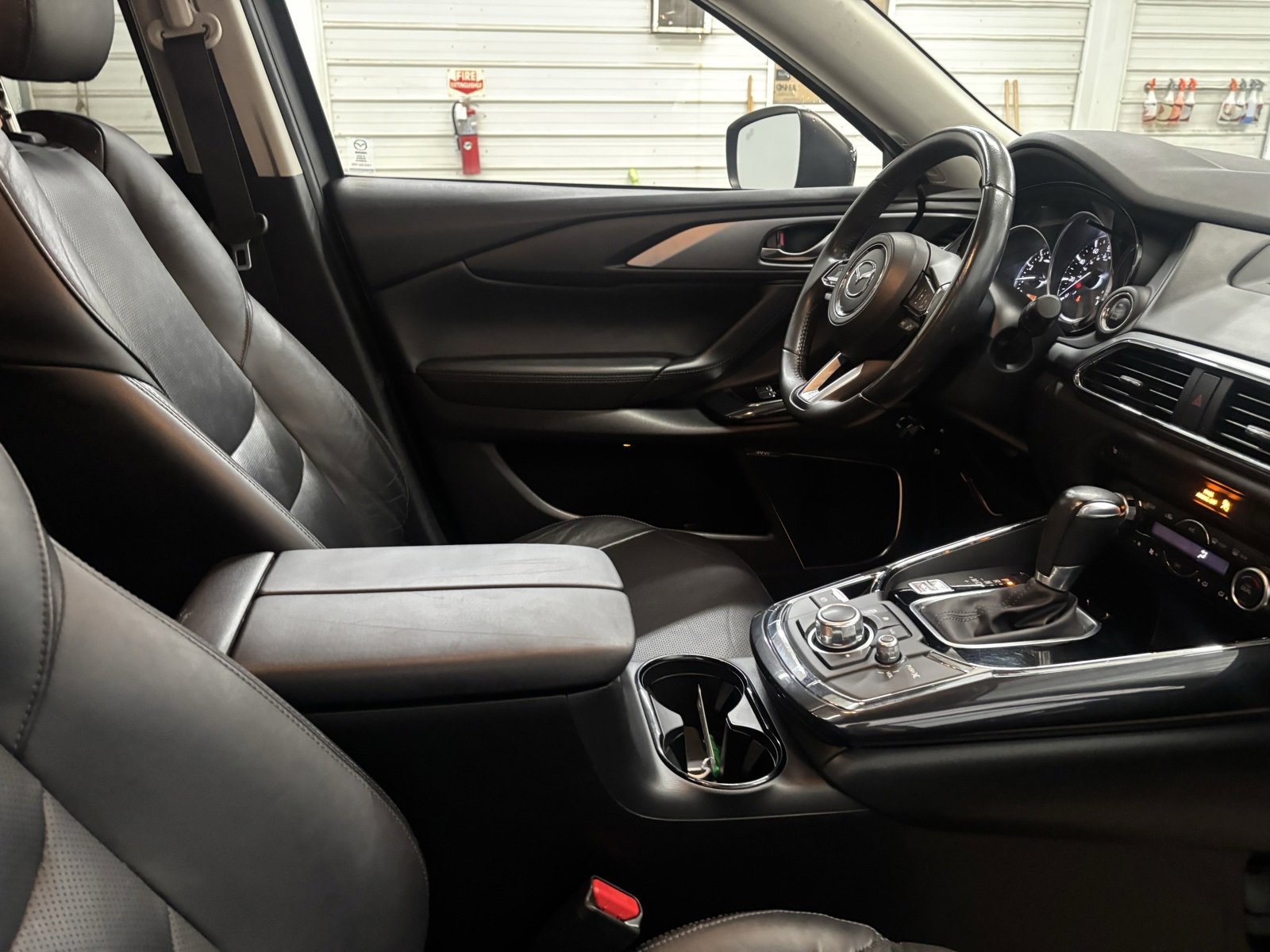 Used 2018 MAZDA CX-9 Touring w/ Touring Premium Package image 30