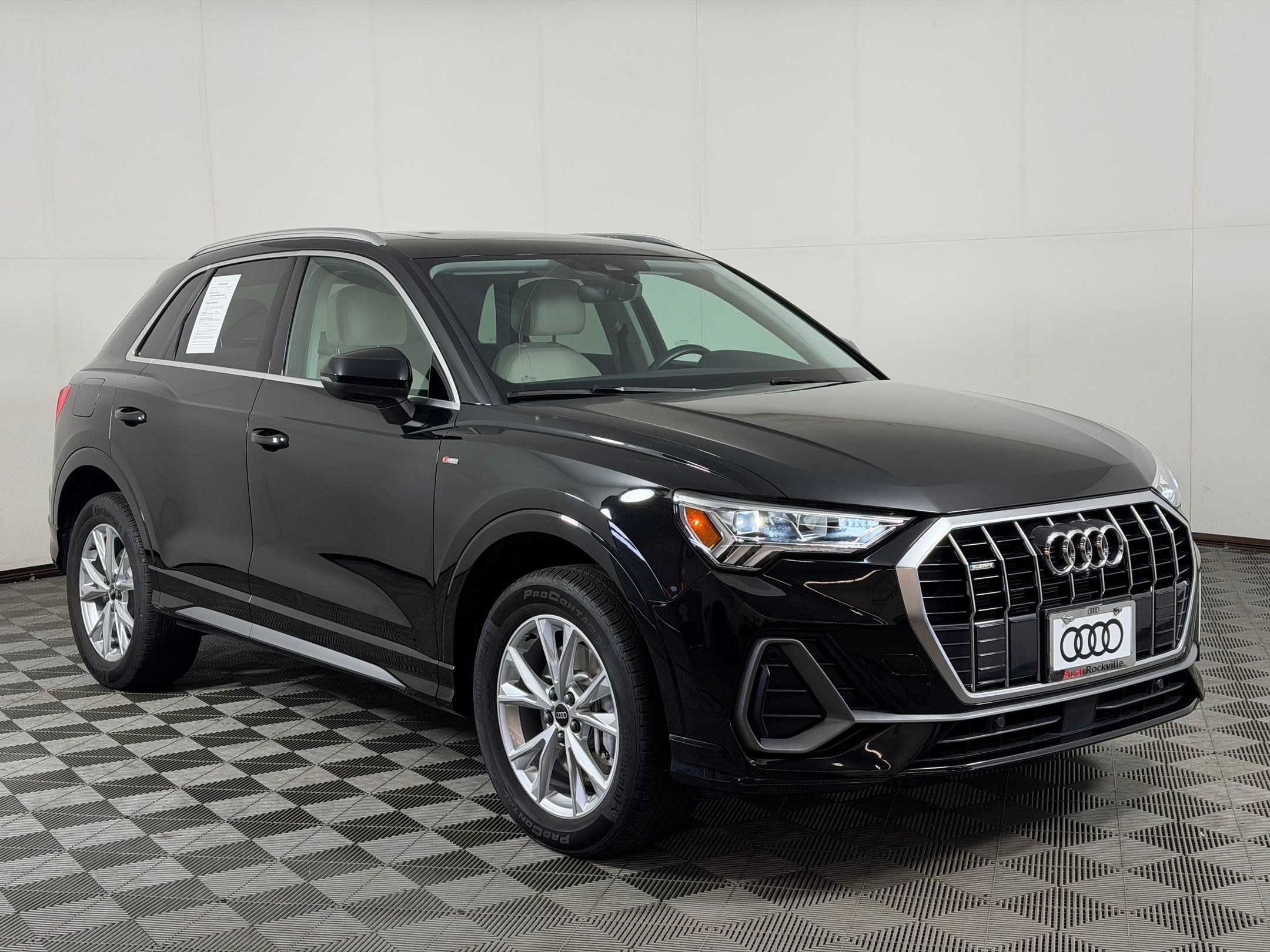 Certified 2023 Audi Q3 2.0T Premium Plus w/ Premium Plus Package AWD/4WD image 7