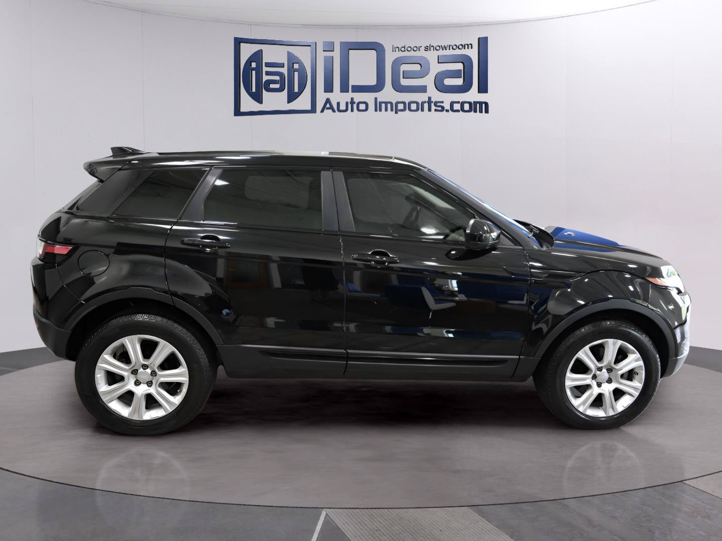 Used 2018 Land Rover Range Rover Evoque SE Premium AWD/4WD image 6