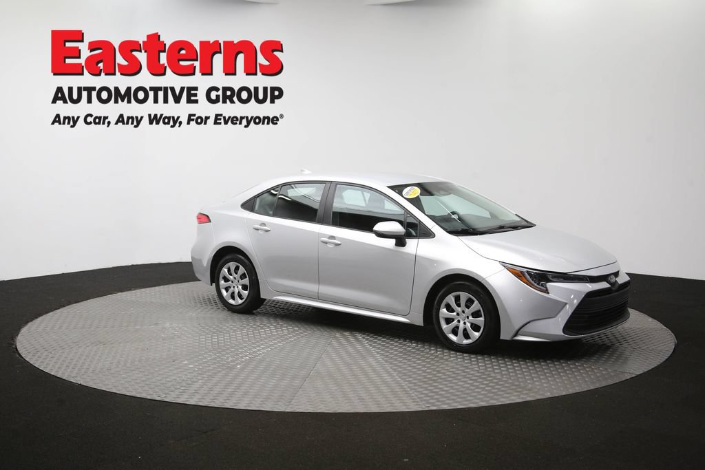 Used 2024 Toyota Corolla LE FWD image 47