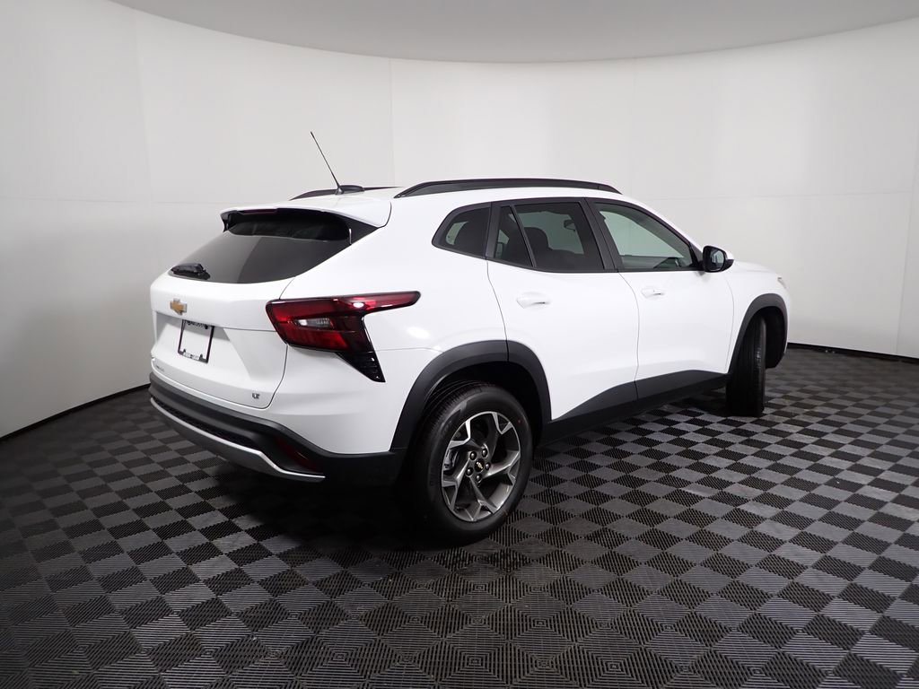 New 2026 Chevrolet Trax LT w/ LT Convenience Package image 16