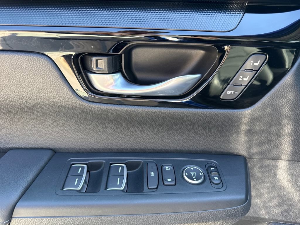 Used 2023 Honda CR-V EX-L image 15