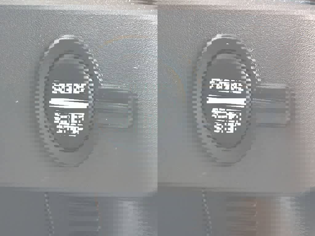 Used 2025 Ford Bronco 4-Door image 29