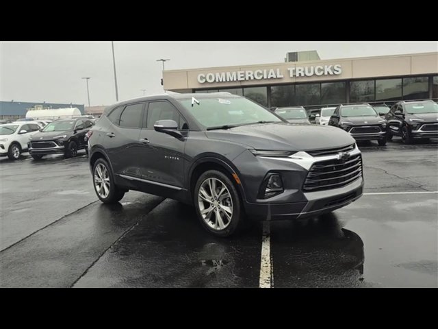 Certified 2022 Chevrolet Blazer Premier w/ Enhanced Convenience Package image 2