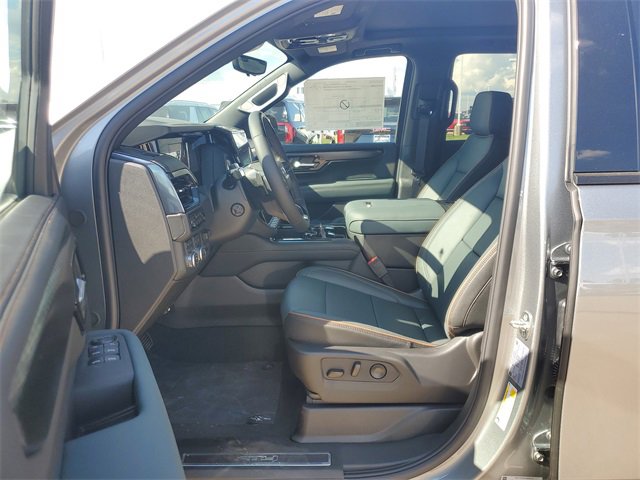 New 2026 GMC Yukon AT4 w/ AT4 Premium Plus Package image 11