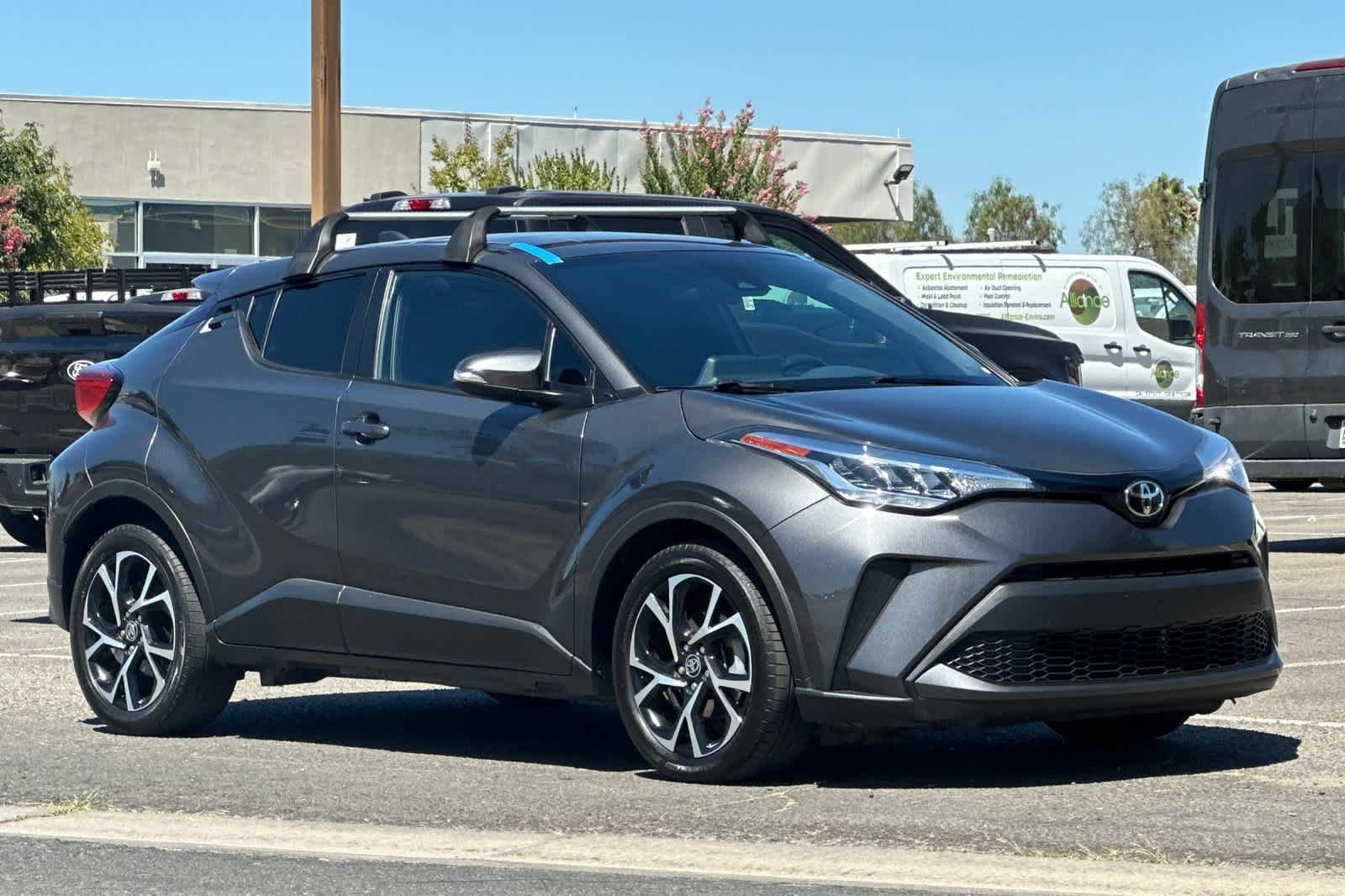 Used 2021 Toyota C-HR XLE FWD image 10