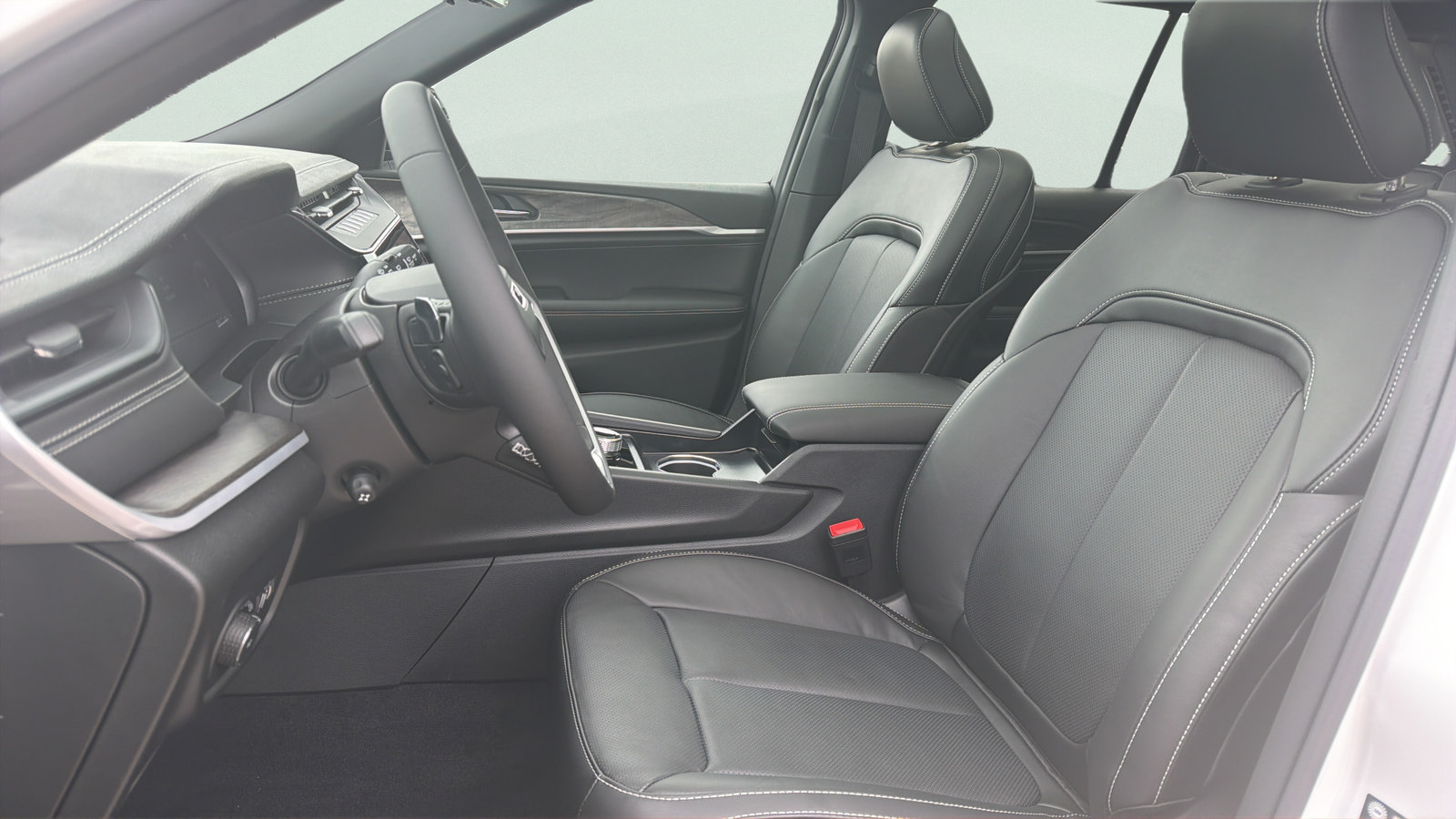 New 2026 Jeep Grand Cherokee Limited AWD/4WD image 13
