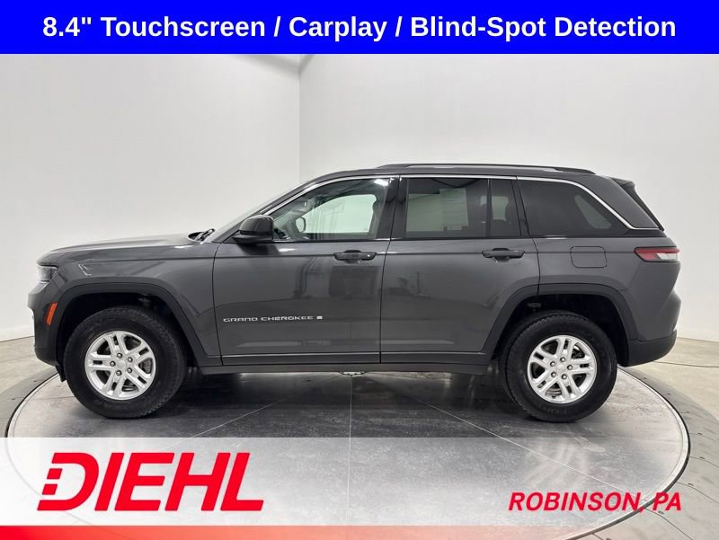 Used 2023 Jeep Grand Cherokee Laredo AWD/4WD image 4