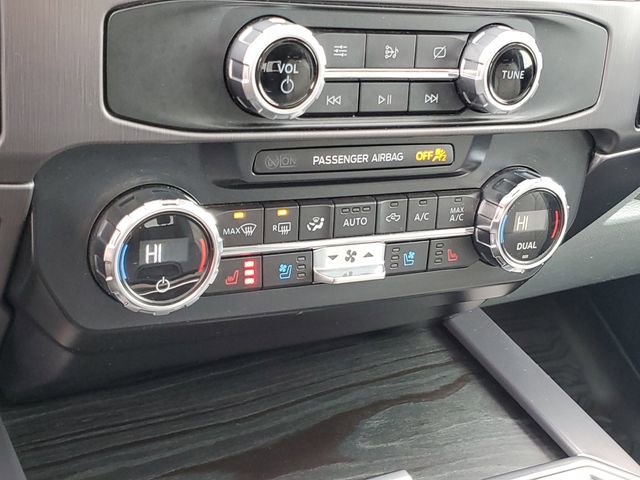 Used 2022 Ford F250 Limited image 20